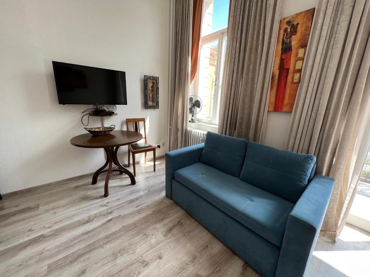 קרלובי וארי Apartment Alice Center מראה חיצוני תמונה